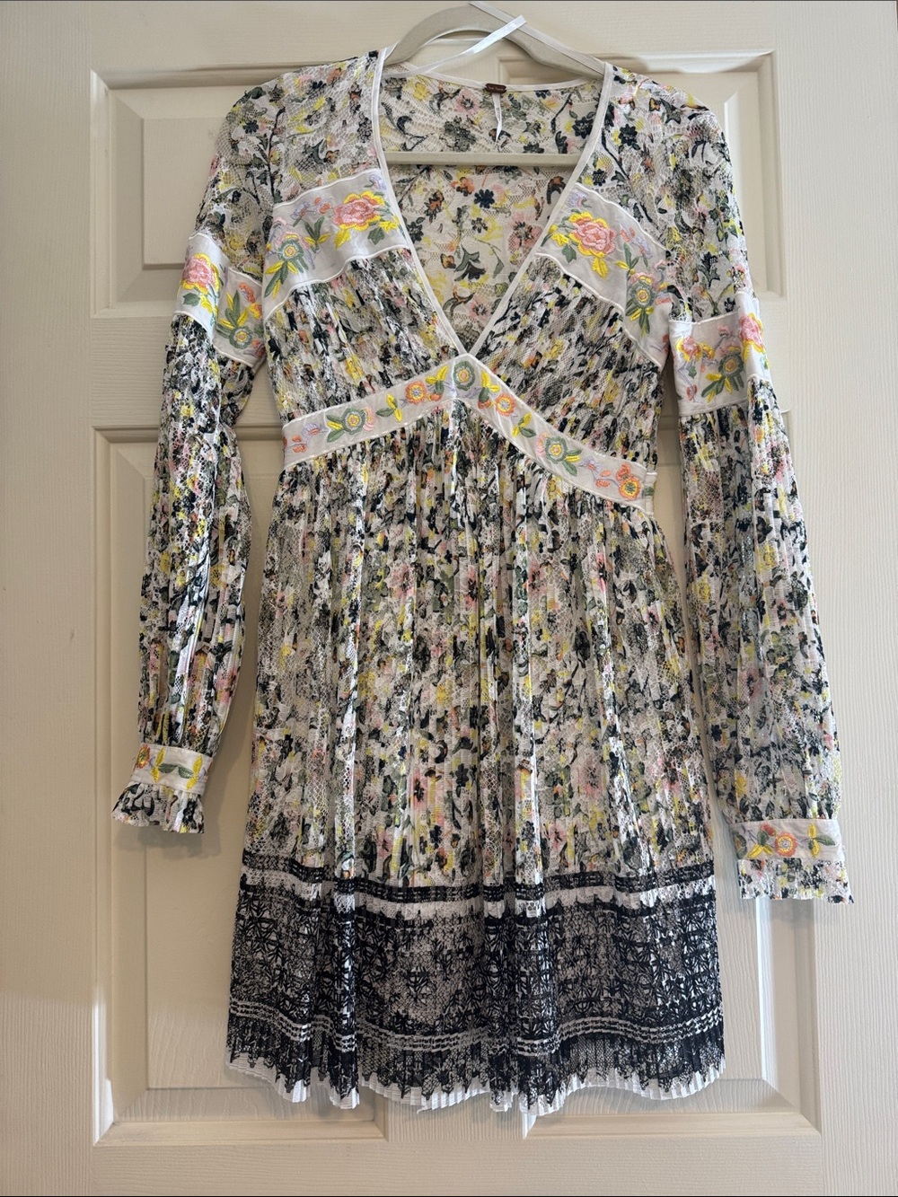 Free People Cherry Blossom Embroidered Dress Size 0